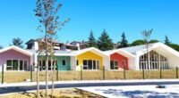 Nuova aula outdoor con fotovoltaico per la scuola Monini