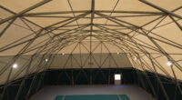 A Montone nuovo campo da tennis al coperto campo tennis montone
