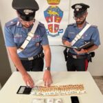 Sorpreso con 21 grammi di cocaina, 25enne in manette